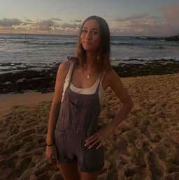 Instructor Anneliese R. profile Card Image