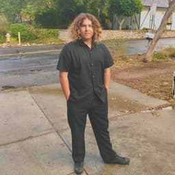 Instructor Anthony L. profile Card Image