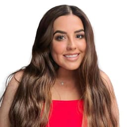 Instructor Ariana R. profile Card Image