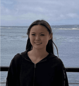 Instructor Asuka L. profile Card Image