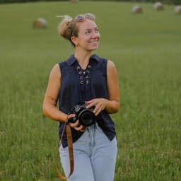 Instructor Audrey K. profile Card Image