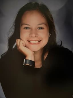 Instructor Ava J. profile Card Image