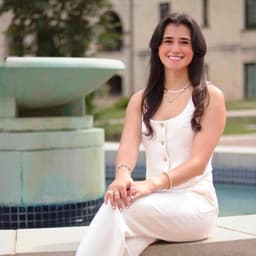 Instructor Ayssa S. profile Card Image