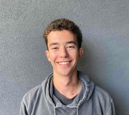 Instructor Azi B. profile Card Image