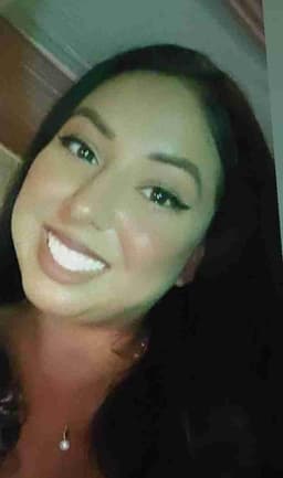 Instructor Beverly B. profile Card Image