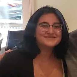 Instructor Bianca M. profile Card Image