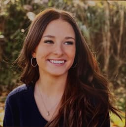 Instructor Calida B. profile Card Image