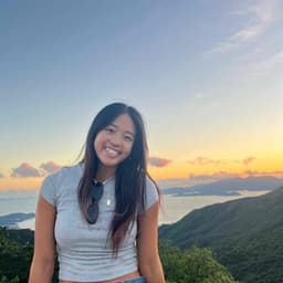 Instructor Calie N. profile Card Image