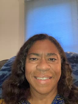 Instructor Cheryll H. profile Card Image