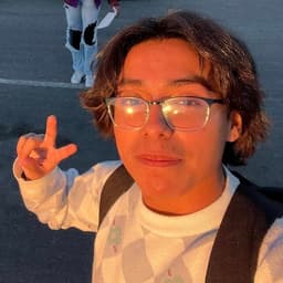 Instructor Chris E. profile Card Image