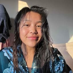 Instructor Claire B. profile Card Image