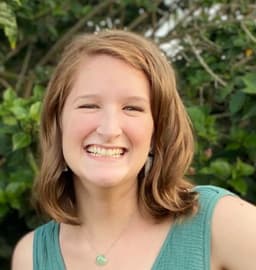 Instructor Claire W. profile Card Image