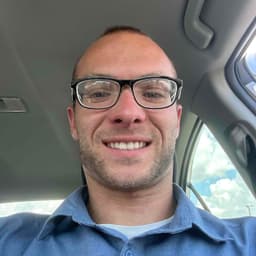 Instructor Daniel P. profile Card Image
