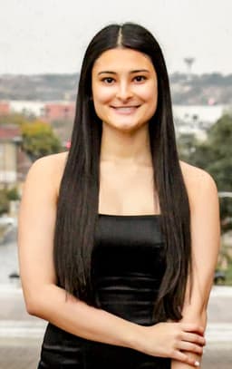 Instructor Danielle W. profile Card Image