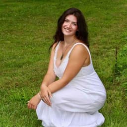 Instructor Delaney B. profile Card Image