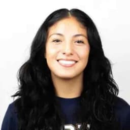 Instructor Delilah M. profile Card Image