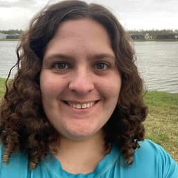 Instructor Diana S. profile Card Image