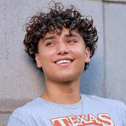 Instructor Diego G. profile Card Image