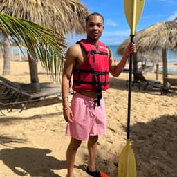 Instructor Donovan R. profile Card Image