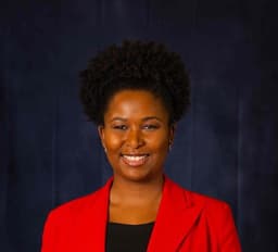 Instructor Dorothy B. profile Card Image