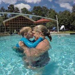 Instructor Elizabeth E. profile Card Image