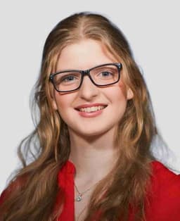 Instructor Elizabeth E. profile Card Image