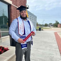 Instructor Elmer N. profile Card Image