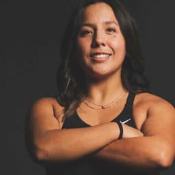 Instructor Emily R. profile Card Image