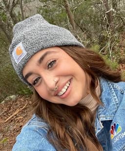 Instructor Emily H. profile Card Image