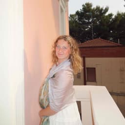 Instructor Emma Catherine K. profile Card Image