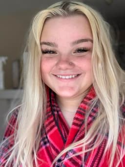 Instructor Emma C. profile Card Image