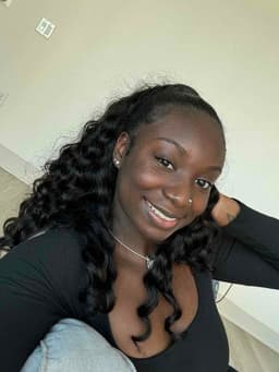 Instructor Emmanuela K. profile Card Image