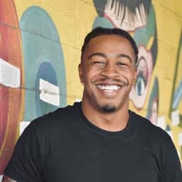 Instructor Eric R. profile Card Image