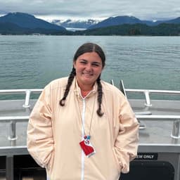 Instructor Erin R. profile Card Image