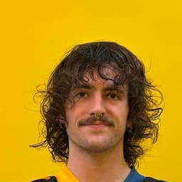 Instructor Gabriel L. profile Card Image