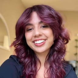 Instructor Gabriella C. profile Card Image