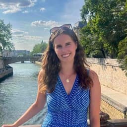 Instructor Georgia A. profile Card Image