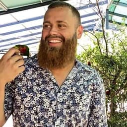 Instructor Hanz G. profile Card Image