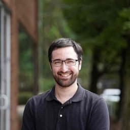 Instructor Harris P. profile Card Image