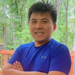 Instructor Hau T. profile Card Image