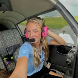 Instructor Isabelle H. profile Card Image