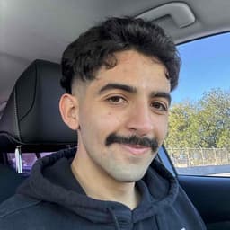 Instructor Ivan R. profile Card Image