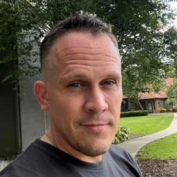 Instructor Jason H. profile Card Image