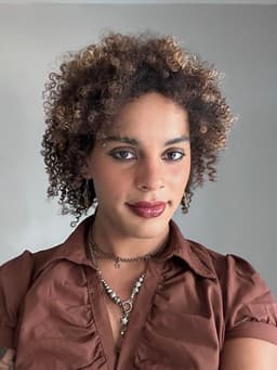 Instructor Jaylne H. profile Card Image