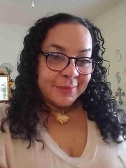 Instructor Jennifer N. profile Card Image