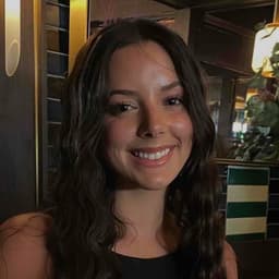 Instructor Jessica H. profile Card Image