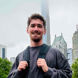 Instructor Johannes B. profile Card Image