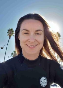 Instructor Jovana T. profile Card Image