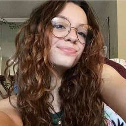 Instructor Katherine B. profile Card Image