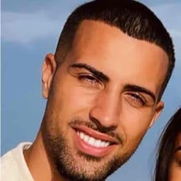 Instructor Kelvis G. profile Card Image